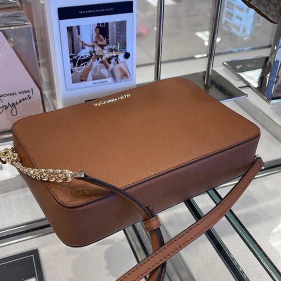 Michael Kors Jet Set Item Large East West Zip Crossbody Leather Luggage - Picture 7 of 16